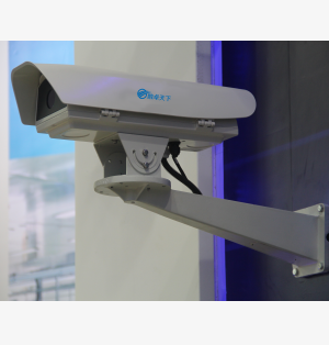 紅外攝像機(jī)